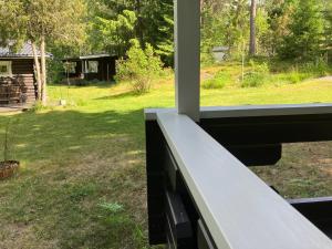 Fotografie z fotogalerie ubytování Mysig stuga med wifi v destinaci Bergshamra