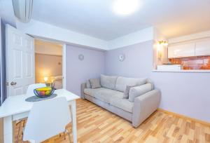 Posedenie v ubytovaní Apartments Talija Podgora