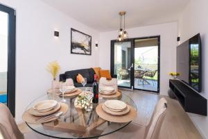 Χώρος καθιστικού στο Luna Mare Premium Residence