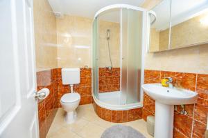 Kúpeľňa v ubytovaní Apartments Talija Podgora