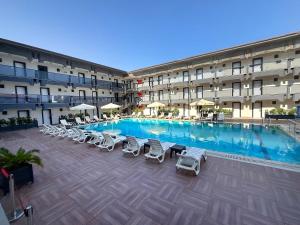 Bazén v ubytování ANYA RESORT HOTEL nebo v jeho okolí