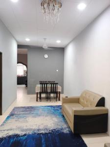 Gallery image of Eshal Homestay Padang Serai in Padang Serai