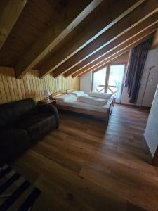 Postel nebo postele na pokoji v ubytování Lärchen Lodge