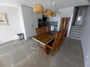 Foto dalla galleria di Casa Bleu vue mer a Roses Altre 33 foto