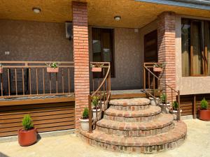 Fotografie z fotogalerie ubytování Villa Platinum v destinaci Cchaltubo