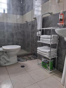 Koupelna v ubytování Residence FasMin B&B Nayon experience boxing