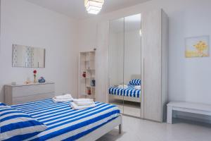 Ένα ή περισσότερα κρεβάτια σε δωμάτιο στο Vietri House 88