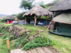 Κήπος έξω από το Ha Ramabanta Riverside