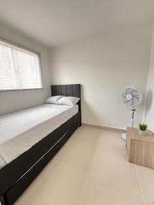 Gallery image of Cómodo Apartamento Santa Marta con piscina y parqueadero in Santa Marta