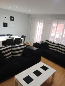 Ruang duduk di Nules Beach Apartment +18 gambar