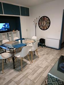 Η κουζίνα ή μικρή κουζίνα στο Le B&S