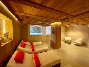 Posteľ alebo postele v izbe v ubytovaní Hotel Piccolo Tibet
