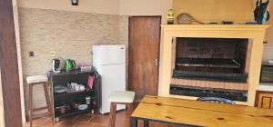 Kuchyň nebo kuchyňský kout v ubytování Accommodation-House in Asunción