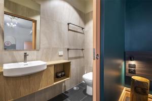 Ramsgate Hotel by Nightcap Social的一间浴室