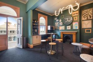 Ramsgate Hotel by Nightcap Social的休息区