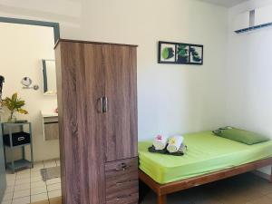 Postel nebo postele na pokoji v ubytování Lokai house