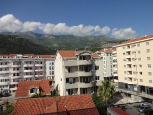 Foto da galeria de Natalija Twister Apartment em Budva