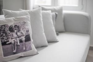 Posteľ alebo postele v izbe v ubytovaní Azzurro Bianco Suites