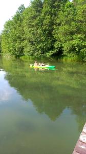 Fotografie z fotogalerie ubytování Domek nad rzeką v destinaci Borsk + 5 fotografií
