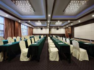 Konferenční prostory v ubytování Shenzhen Hanyong Hotel Fuyong Branch