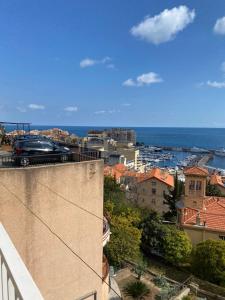 a car parked on the side of a building at Charmant 2 p aux portes de monaco in Cap d'Ail