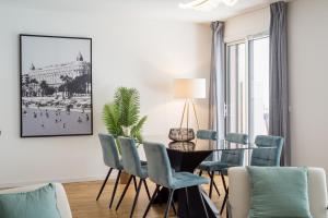 Χώρος καθιστικού στο Maxime By Terry's Homes