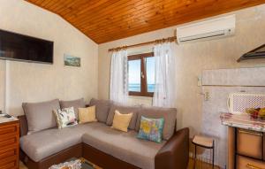 TV a/nebo společenská místnost v ubytování Casa Milena 2 Lovran Opatija by Villas Guide