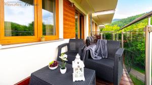 Balkón alebo terasa v ubytovaní Wonder Home - Apartamenty z balkonami, blisko centrum Karpacza, stoku i aquaparku
