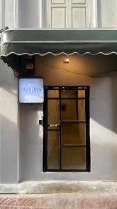 Φωτογραφία από το άλμπουμ του XX Rest Inn Yaowarat เรสอินน์ เยาวราช σε Samphanthawong