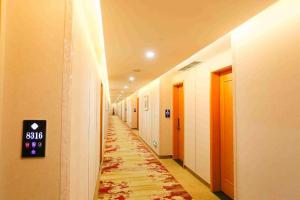 北京Chonpines Hotel Beijing Daxing Airport Caoqiao Metro Station的相册照片