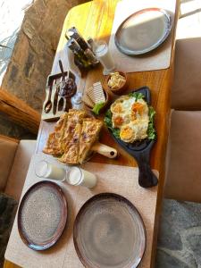 Makanan di atau berdekatan resort