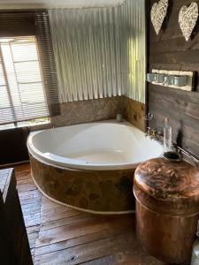 Fotografie z fotogalerie ubytování Wagenbietjieshoek Wilgekraal Farmhouse v destinaci Lydenburg