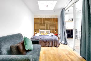 Posteľ alebo postele v izbe v ubytovaní 244 Suite Saint Dominique - Superb apartment