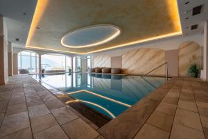 Bazén v ubytování Hotel Meinhardt nebo v jeho okolí