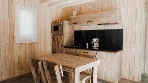 Galeriebild der Unterkunft Eco Lodge 4 persons Mobiwood in La-Roche-en-Ardenne