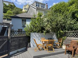 Hoone, kus puhkemaja asub