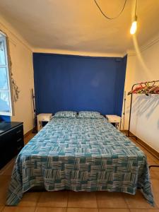 Postel nebo postele na pokoji v ubytování Apartment right in the center