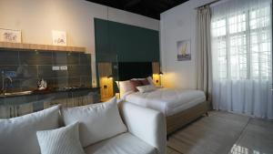 Χώρος καθιστικού στο The Suites Fourways