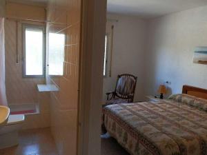 Postel nebo postele na pokoji v ubytování Casa cerca del mar con piscina privada, aire opcional, wifi, admite mascotas y cerca de playa para perros - ES-184-37