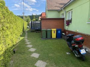 Zahrada ubytování Apartmány Jedovnice
