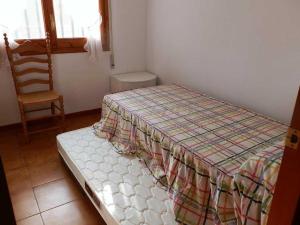 Posteľ alebo postele v izbe v ubytovaní Casa ideal con piscina privada, cerca del mar, wifi gratis, aire opcional, mascotas y playa para perros - ES-184-16