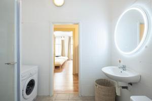 Koupelna v ubytování Masaryk Lounge + 8 fotografií