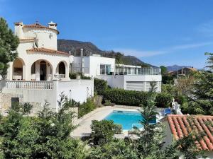 Bazén v ubytování EnBonaMà: alquiler de casa de vacaciones con piscina privada y bonitas vistas - ES-366-12 nebo v jeho okolí