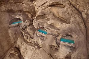 Imagem da galeria de Desert Rock Resort em Ḩanak