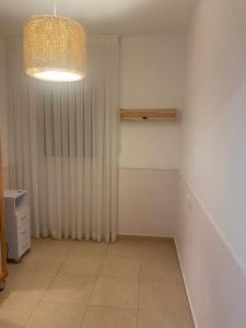 Foto sihtkohas Rishon LeẔiyyon asuva majutusasutuse סאל פאי תפוחים galeriist