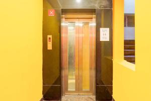 Fotografie z fotogalerie ubytování Super Hotel O Karakambadi Near Alipiri formerly BVN Grand v destinaci Tirupati