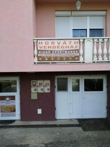 Zdjęcie z galerii obiektu HORVÁTH VENDÉGHÁZ w mieście Nagykanizsa