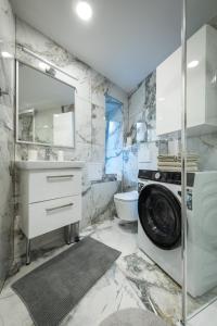 Koupelna v ubytování 3-Modern apartment 1min from the center