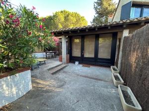 Κήπος έξω από το Gite Le Casot Etoilé +2 φωτογραφίες
