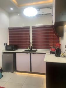 Φωτογραφία από το άλμπουμ του Pearls End Apartments σε Lagos